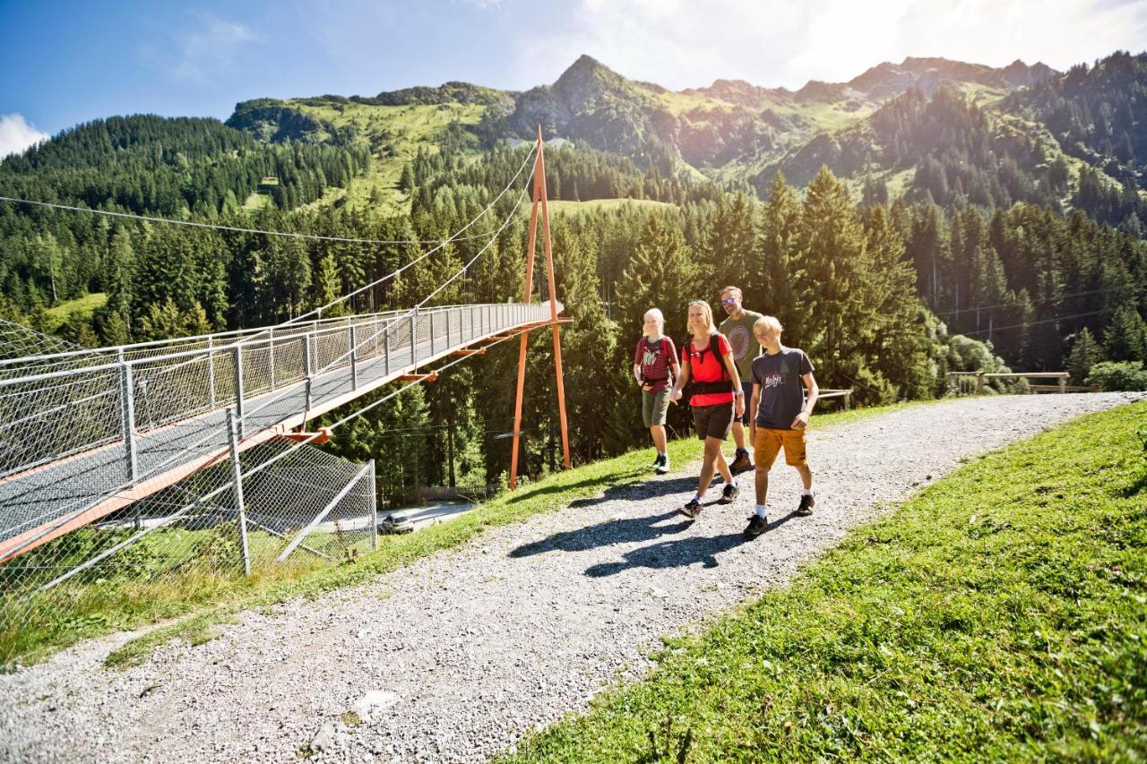 Alpenparks Apartment & Ferienresort Rehrenberg Вихофен Екстериор снимка